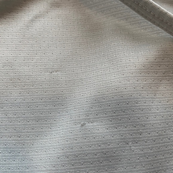 Women’s Under Armour Heatgear  Loose - Picture 5 of 5